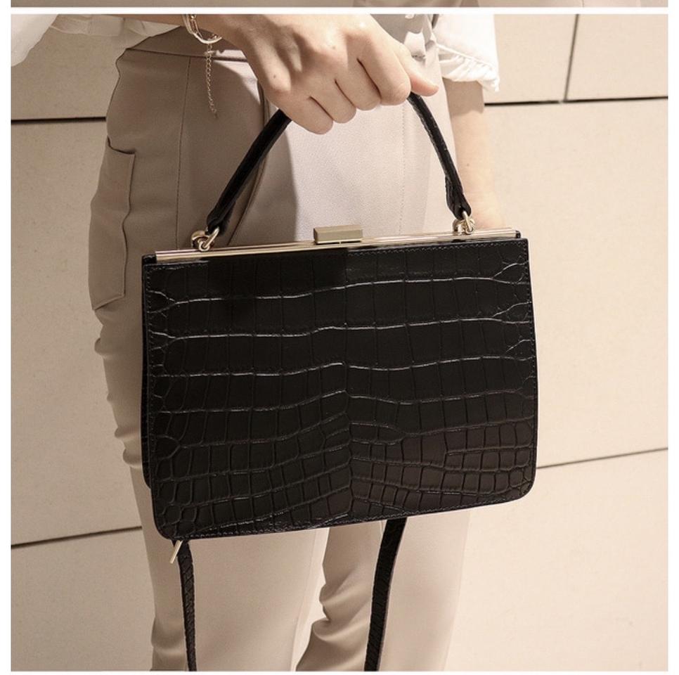 리아쥬르 유혜주 소가죽 토트백 (블랙)