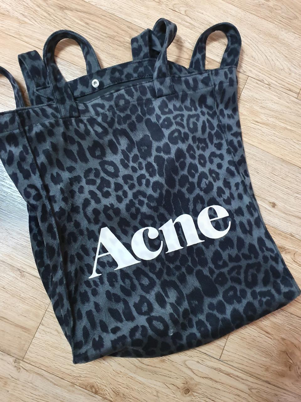 스웨이드 아크네 에코백