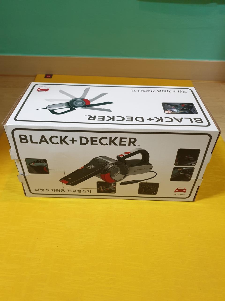 블랙앤데커 초강력 싸이클론 피벗 차량용청소기 PV1200AV 유선 시거잭