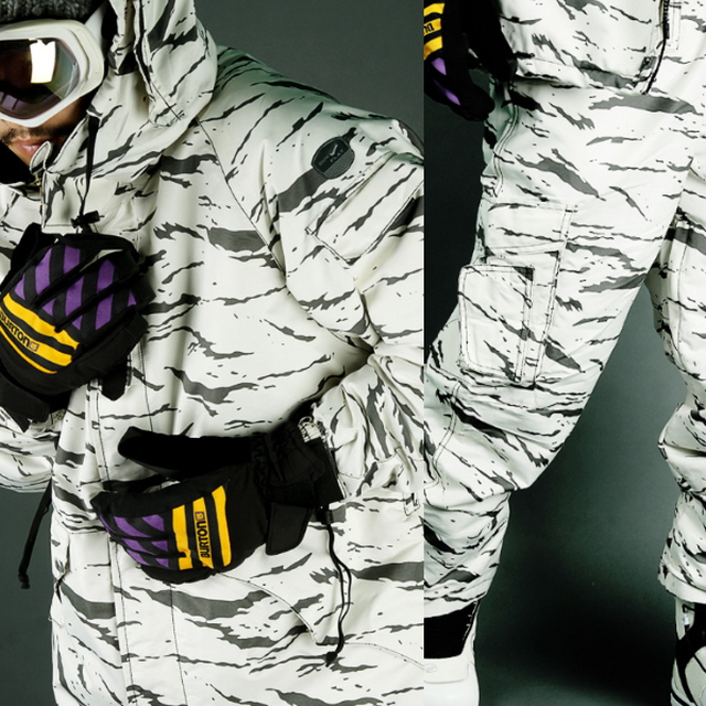 무배) 스키장에서 그냥 멋짐 화이트스크래치 스타일 상의 하의