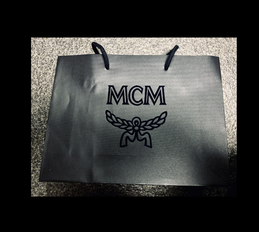 MCM”쇼핑백