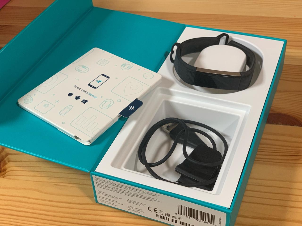 Fitbit 핏빗 스마트밴드 시계 판매해요 (시간, 심박수, 걸음걸이)