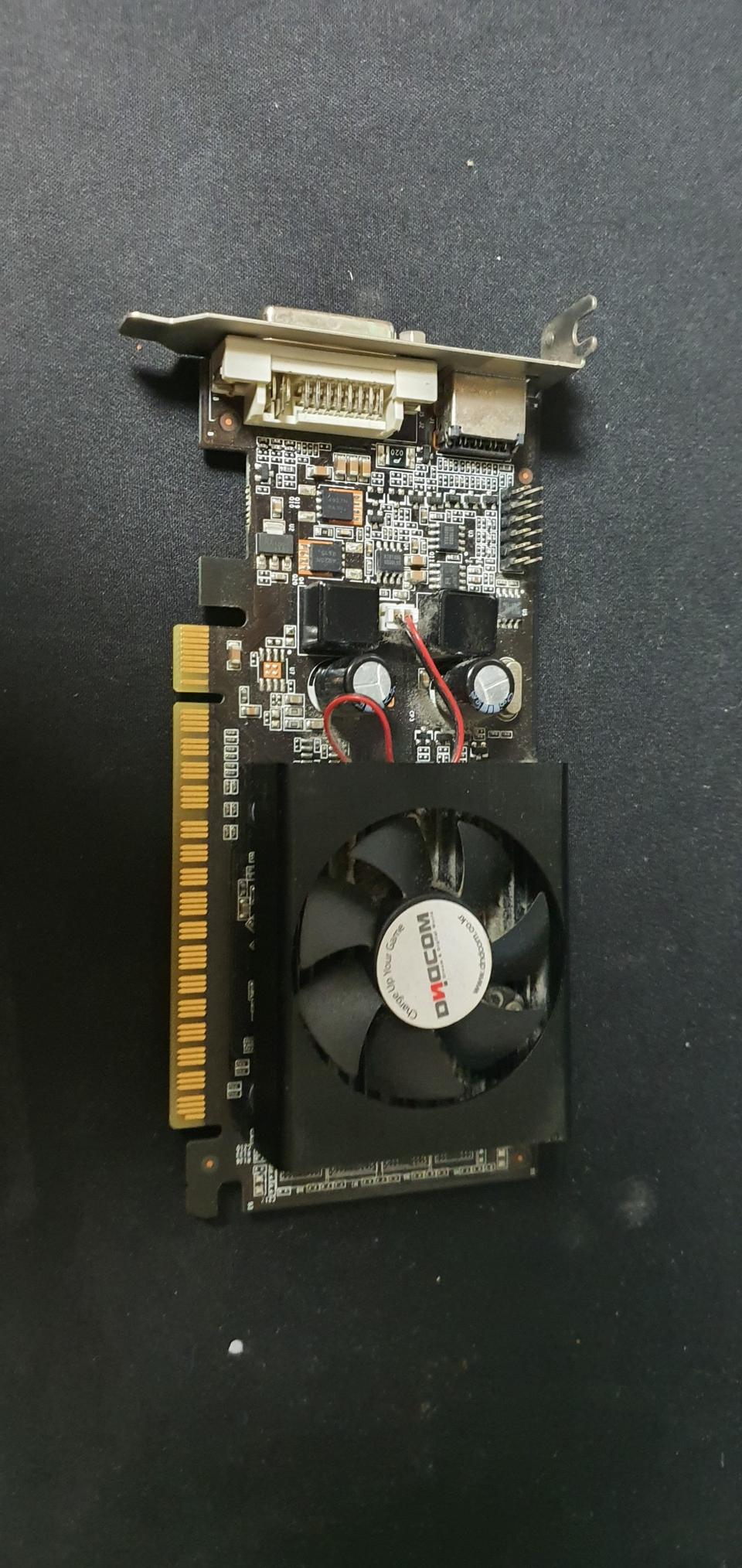 Geforce 8400GS D3 512MB