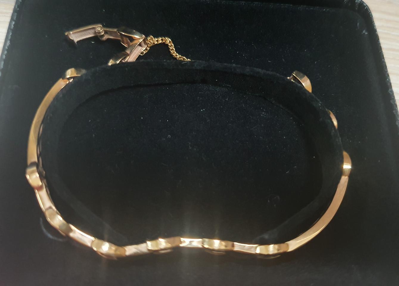 핑크골드 18K 여성팔찌 (4돈)