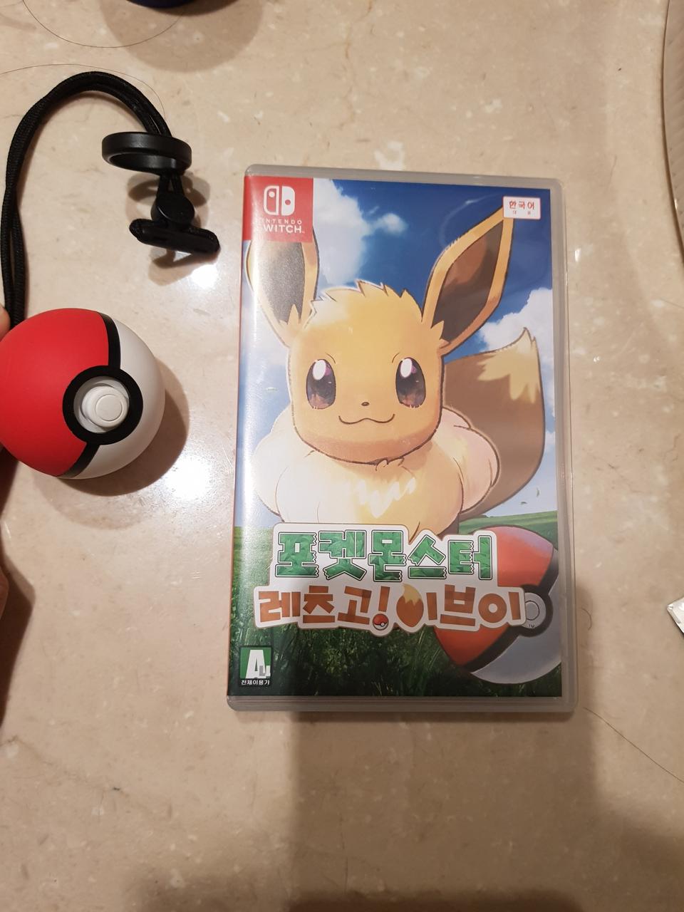 포켓몬 레츠고 이브이 몬스터볼+(각각팜,세트시 5만)