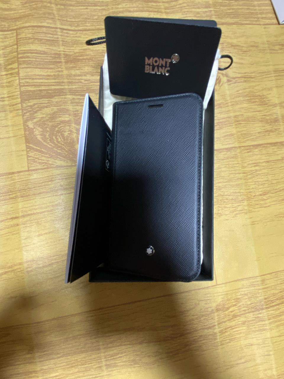 아이폰 몽블랑 새상품 플립 정품 케이스 21만원에 팔아요(11pro)
