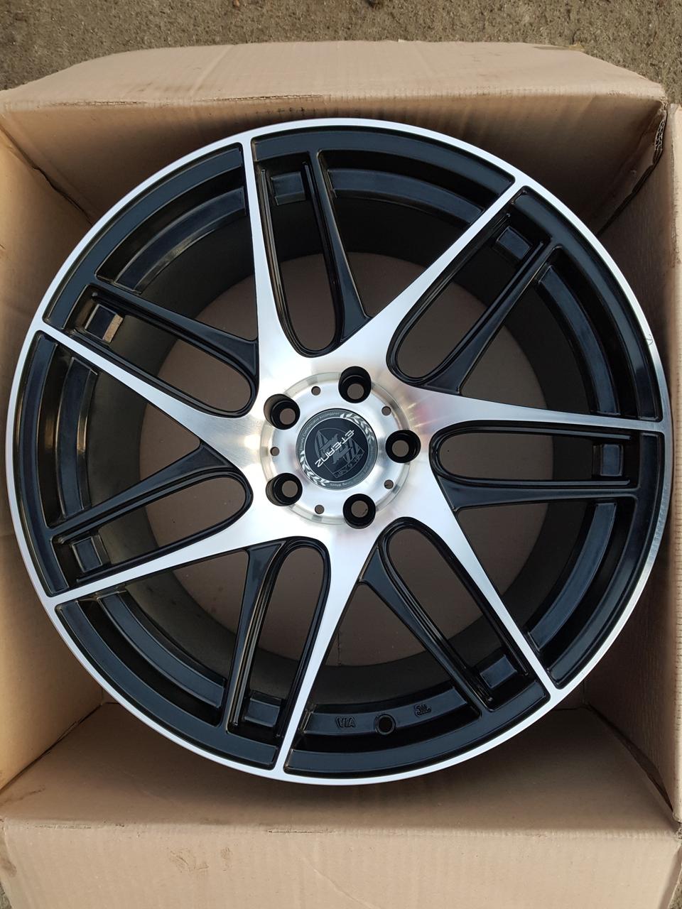 ETERNZ 이턴즈 19인치 휠 판매합니다~PCD114.3