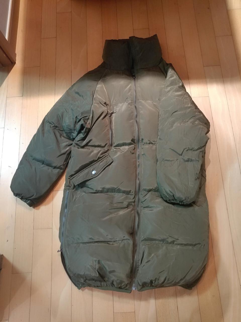 아놀드바시니 패딩코트