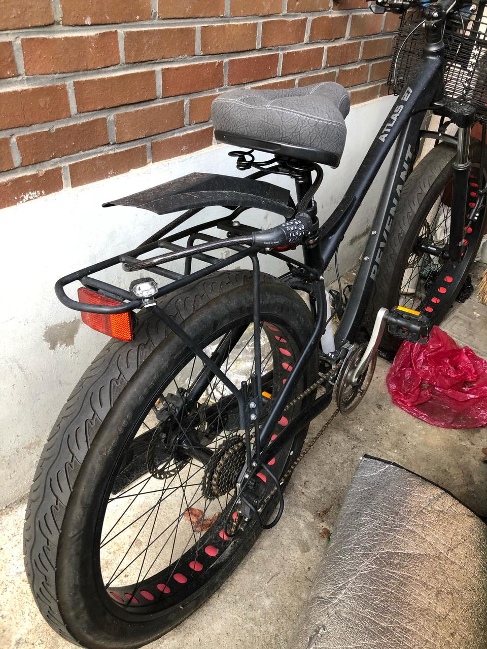 레버넌트 아틀라스 팻바이크