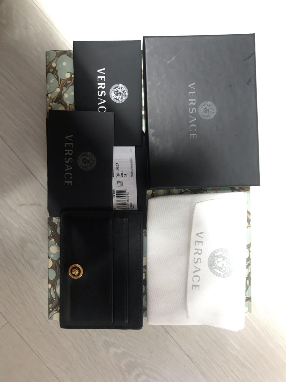 베르사체 카드지갑 메두사