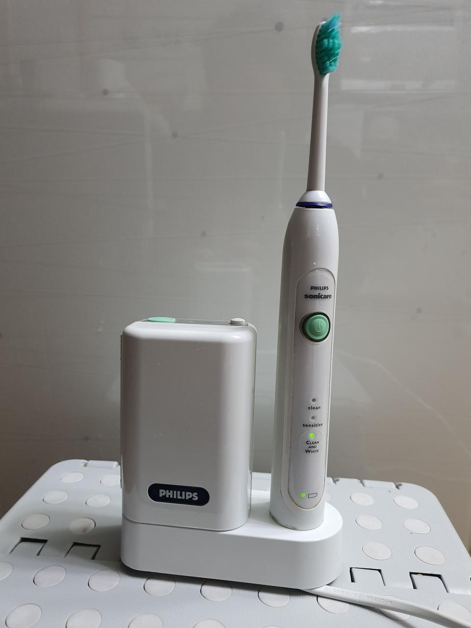 필립스 소닉케어 음파전동칫솔