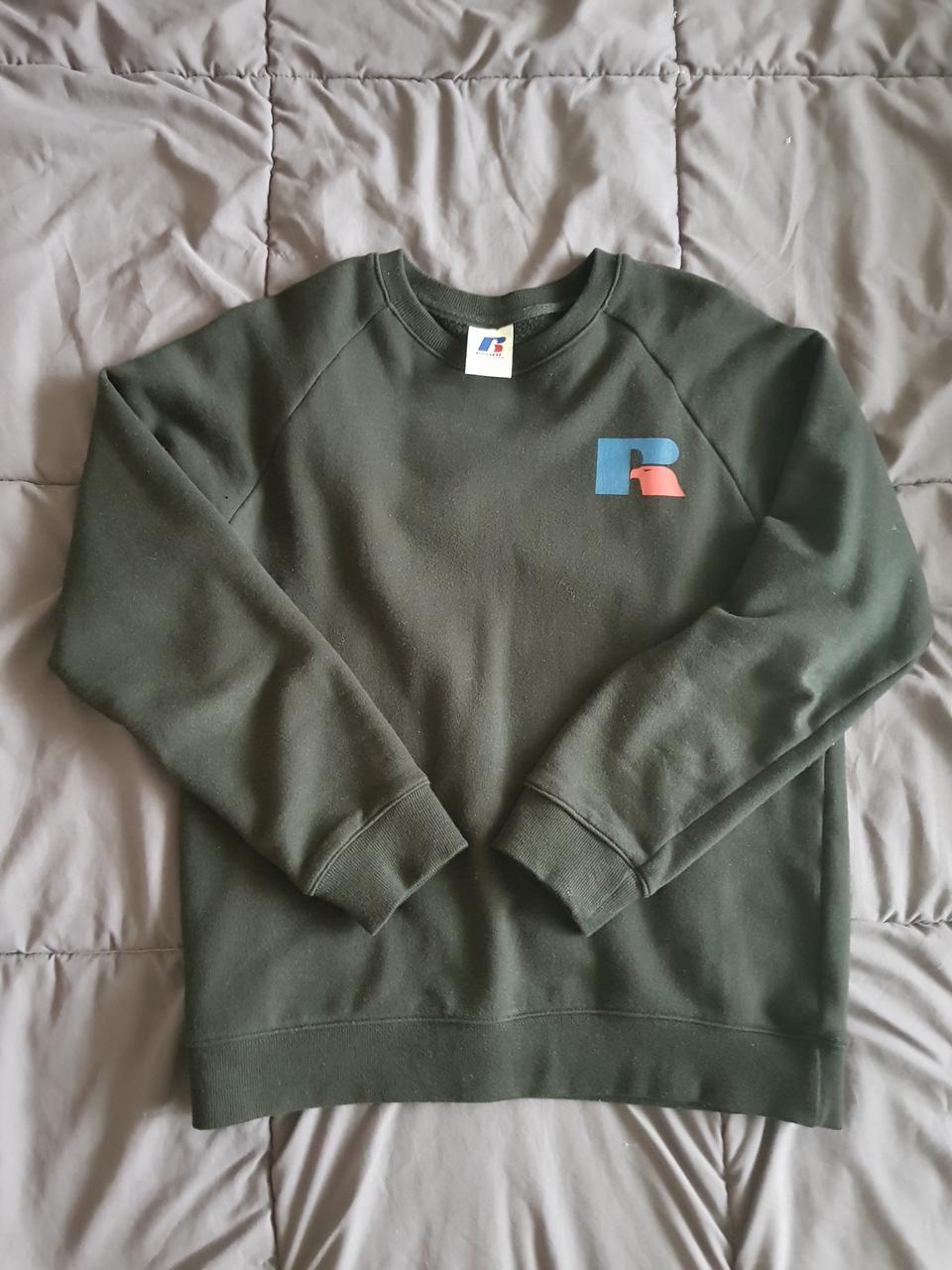 러셀라운드티2개,마제스티라운드티.후드티2개