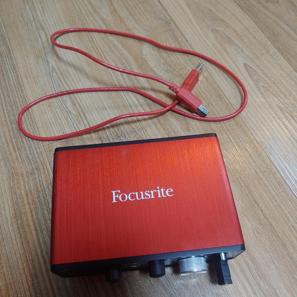 스칼렛 오디오인터페이스 블리츠 마이크 | 세컨웨어(헬로마켓) 스칼렛 오디오인터페이스 블리츠 마이크 | 세컨웨어(헬로마켓)