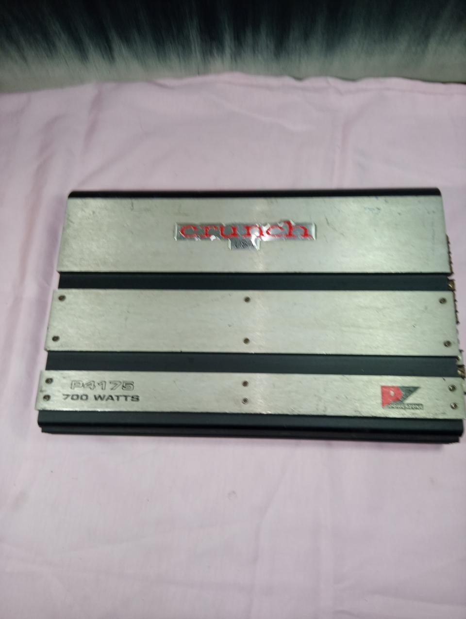 Crunch  p4175    700와트우퍼용스피커