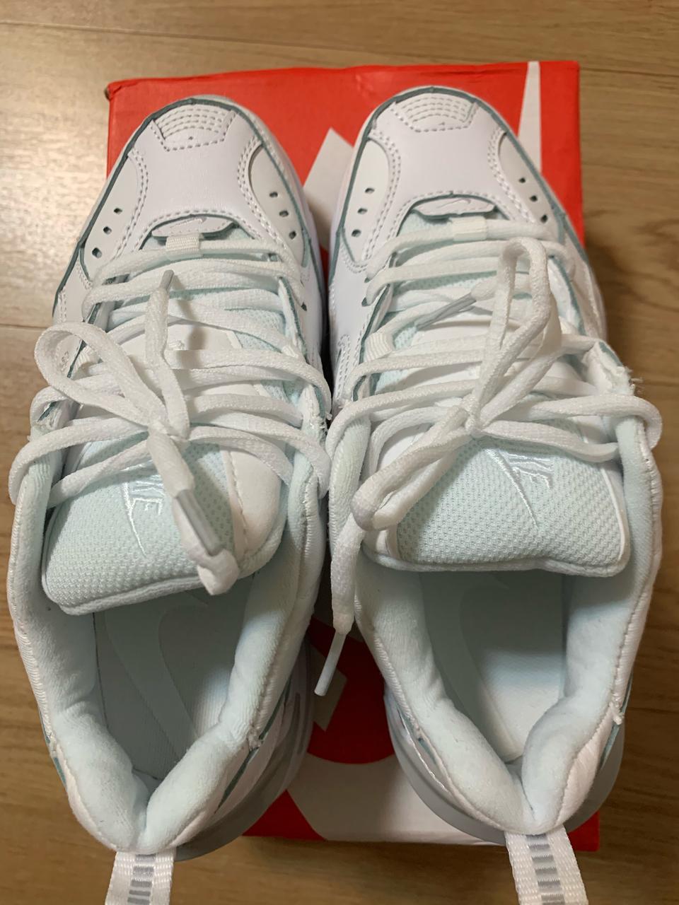 나이키 테크노 235