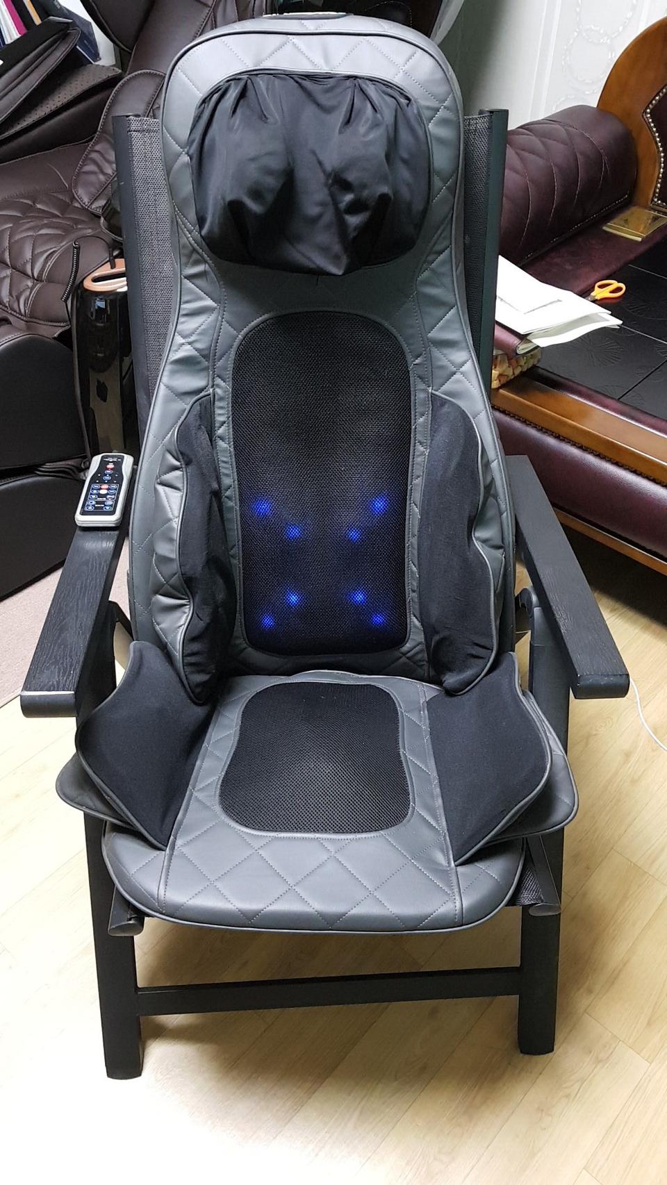 안마의자 닥터웰 DWH-9800(전용의자 포함) 팝니다