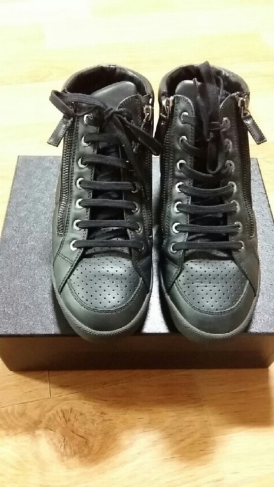 샤넬 블랙가죽하이탑7사이즈 235-240