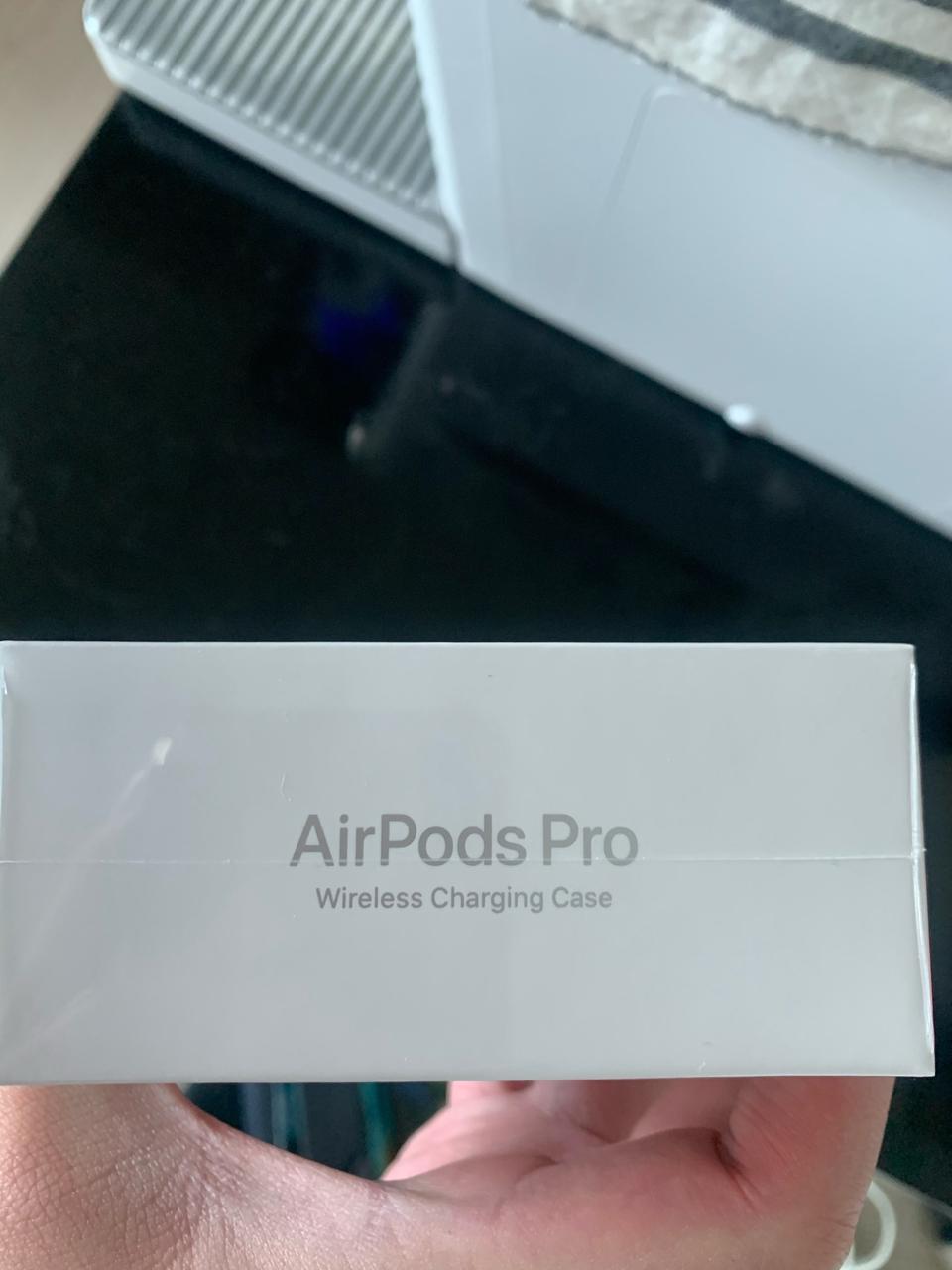 에어팟 프로 20년 1월 생산 미개봉 새상품 국내정품 판매해요