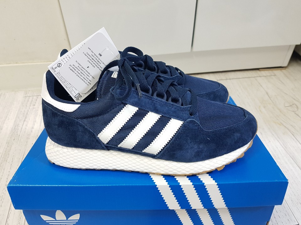 아디다스 운동화 240,245 새상품 정품 무료배송 네고불가