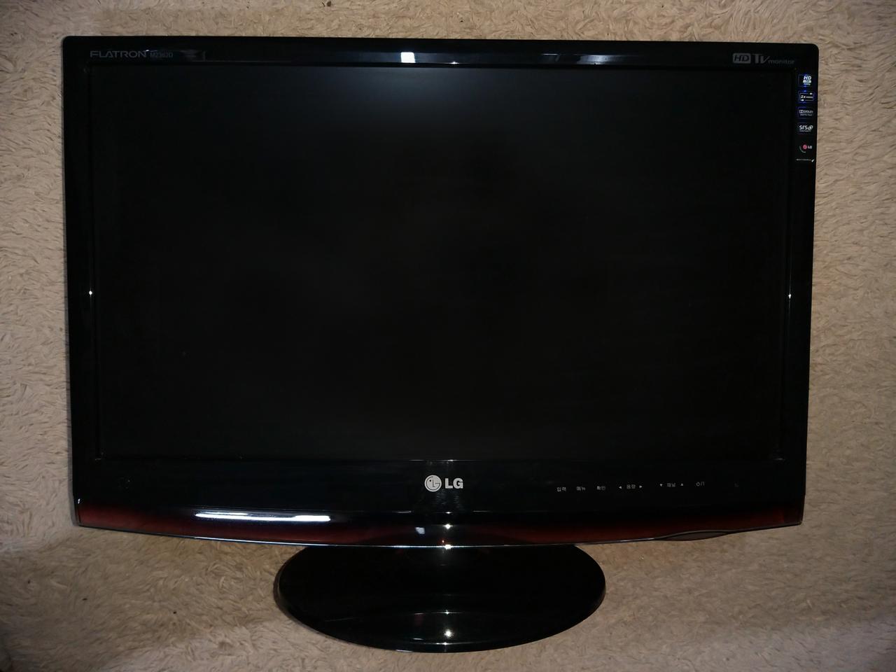 lg 플래트론 TV 겸용 모니터 (m2362) 팝니다.