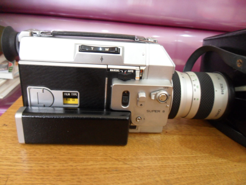 CANON 814 AUTO ZOOM 무비 카메라  필름 비디오 카메라