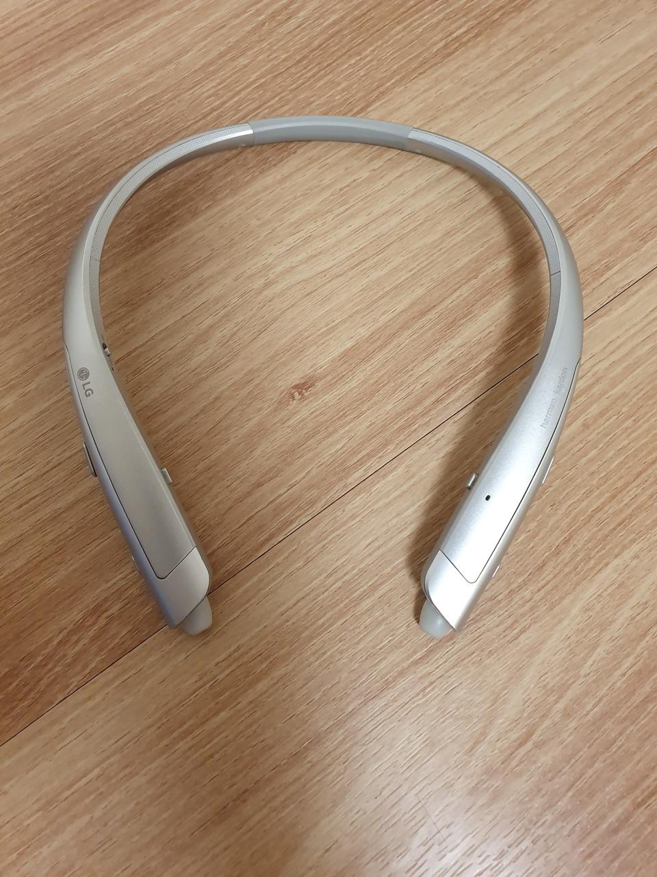 엘지블루투스이어폰.HBS-1100