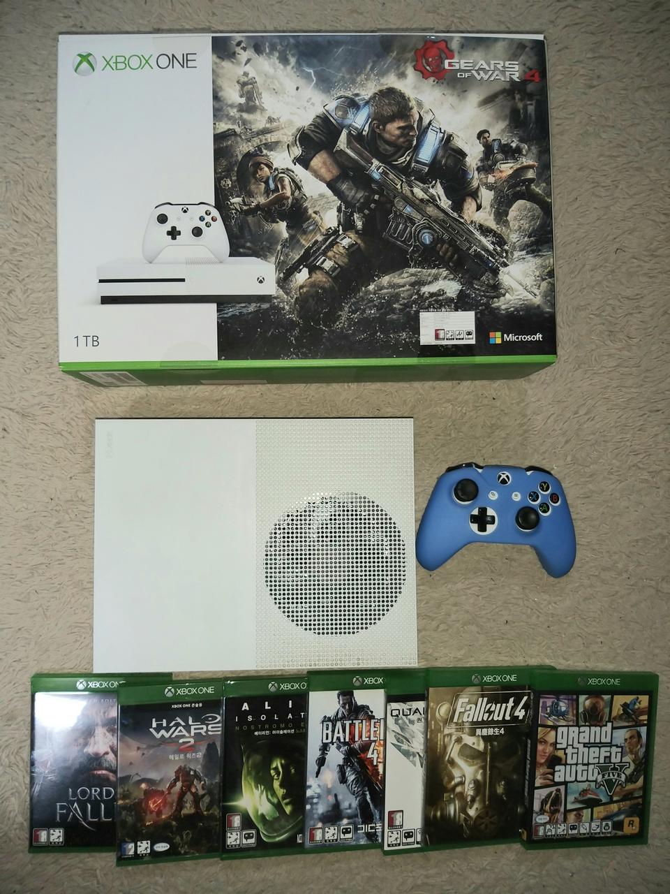 xboxone s 1TB 엑스박스원 게임 7개 포함 팝니다.