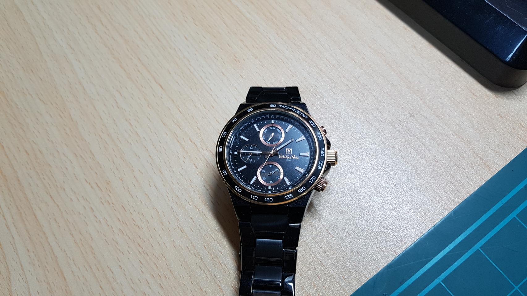 발렌타인 루드 검정 메탈시계