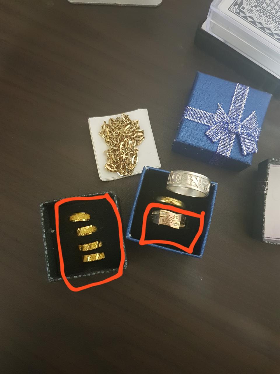 금귀걸이2개 14k반지 세트팝니다.