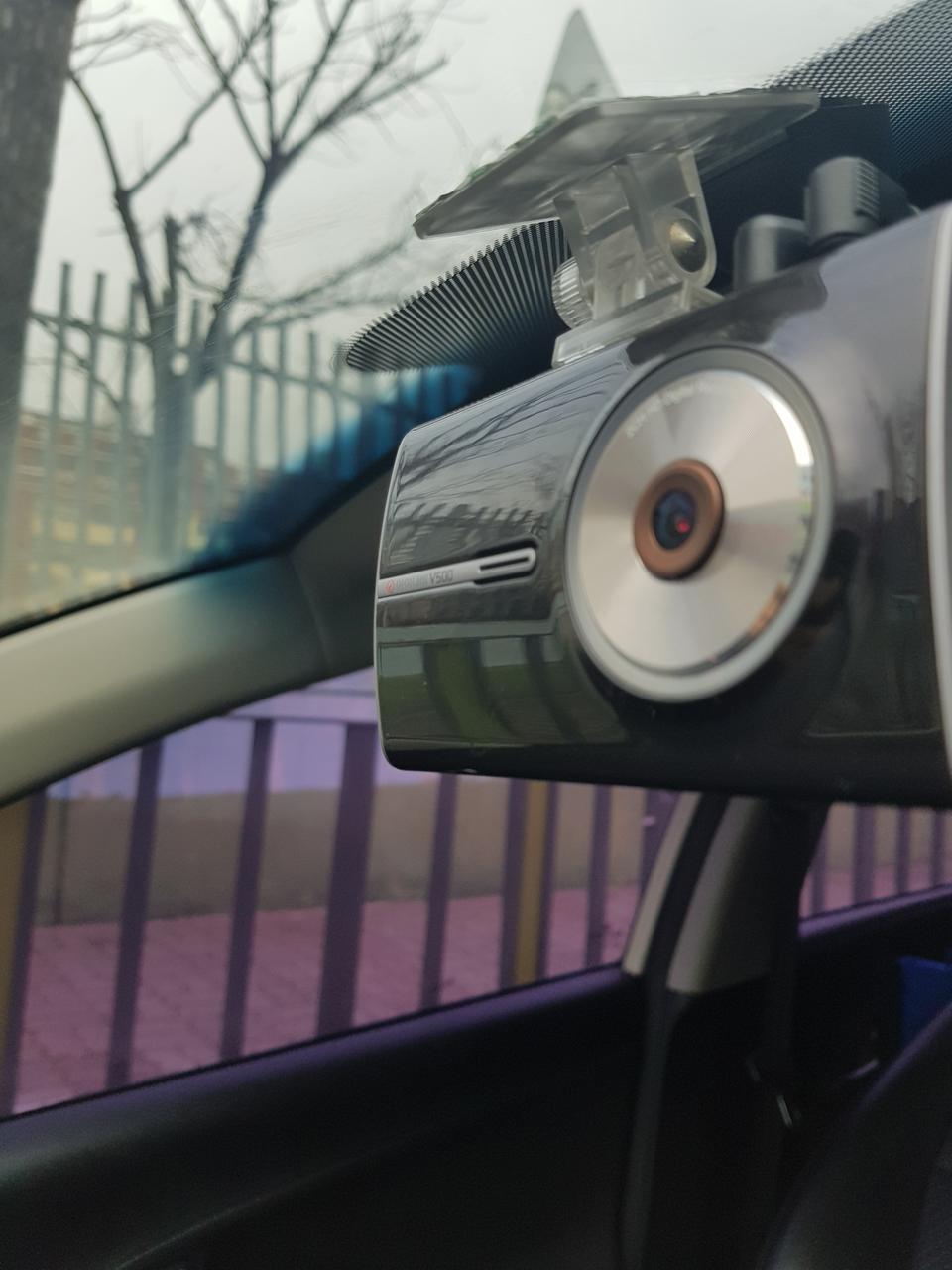 아이나비블랙박스V500