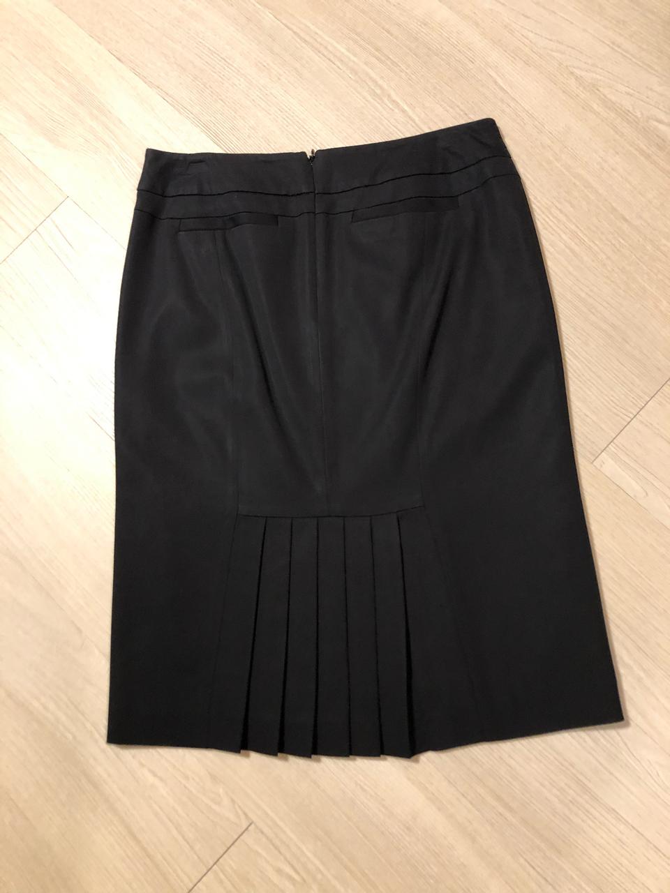 피에르가르뎅 검정 치마