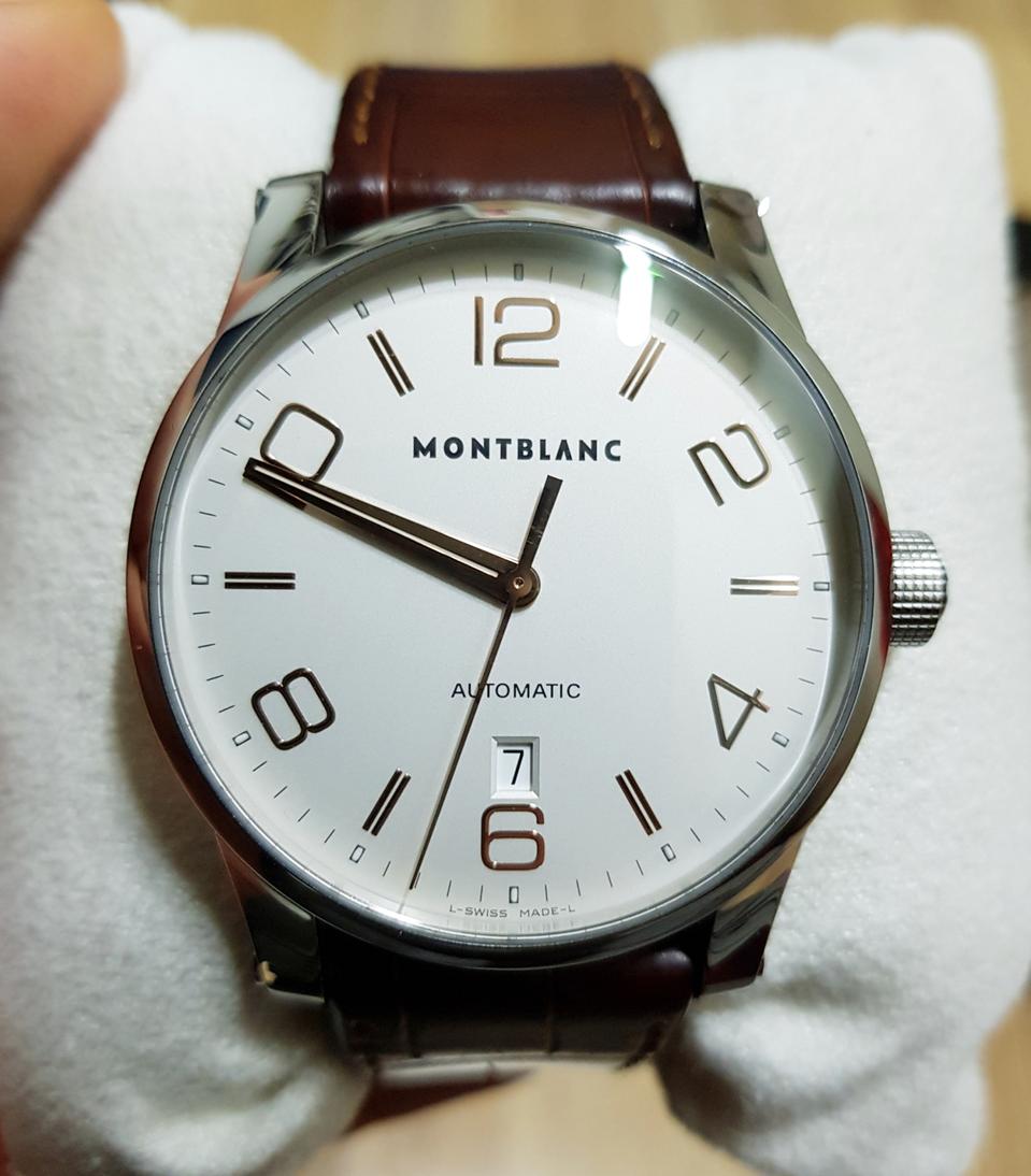 몽블랑 타임워커 정품 시계 팝니다.(내용)