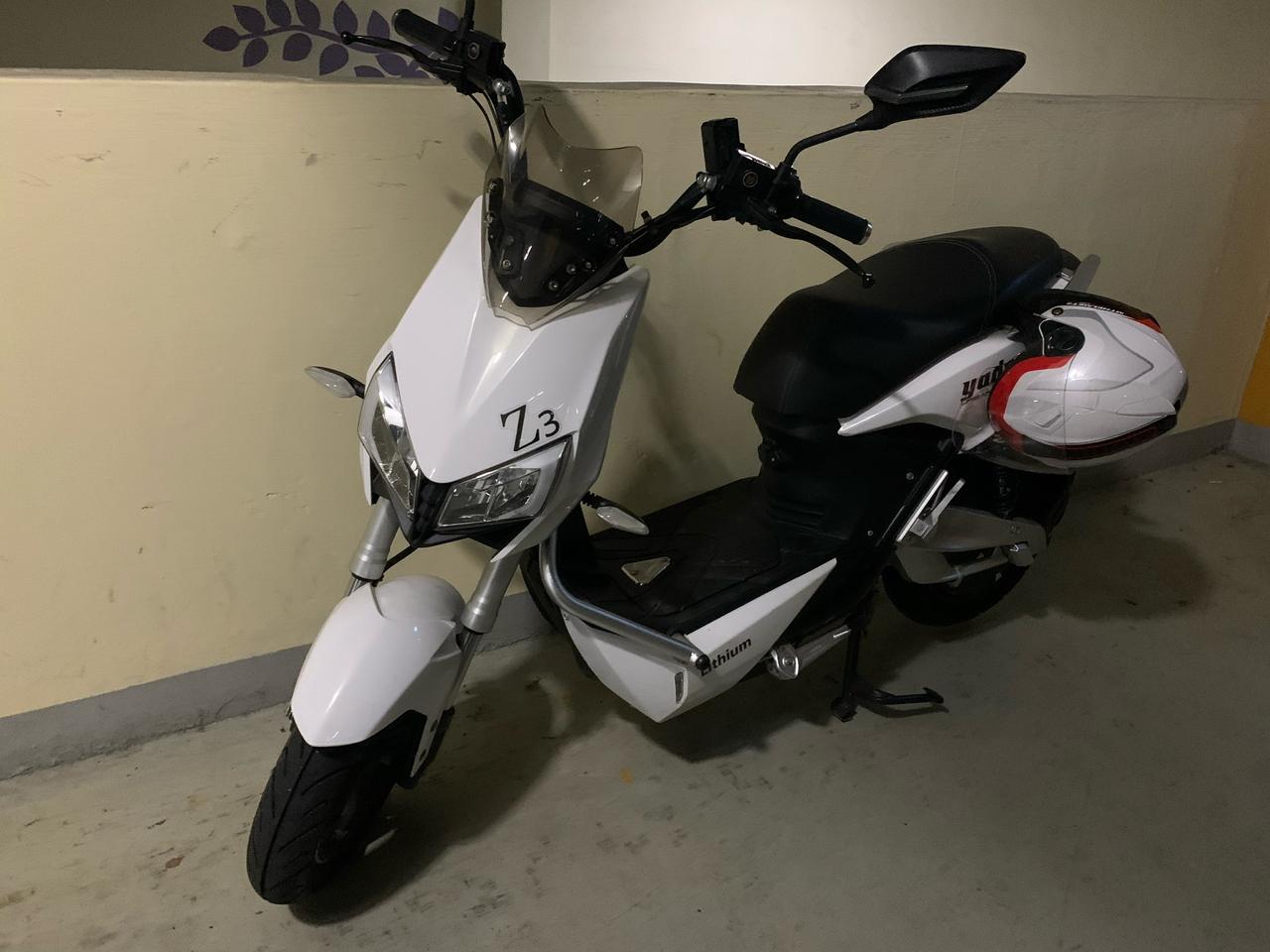 야디 Z3 전기 바이크(주행거리400km)