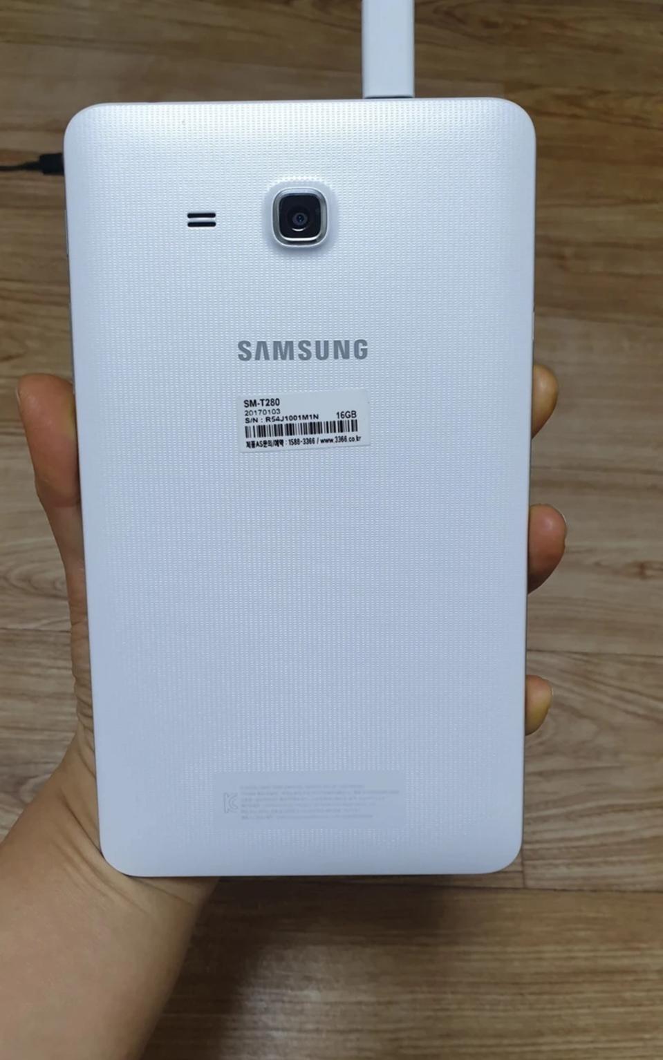 갤럭시탭A7.0 상태완전좋은거 택포팝니다.