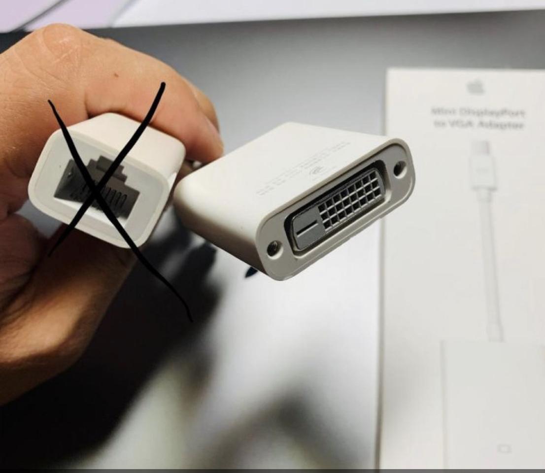 맥북프로 15인치 Mini DisplayPort-DVI 어댑터 판매