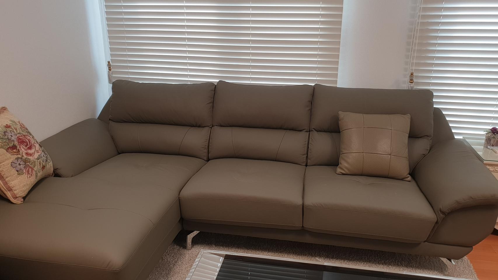 미라지가구 4인쇼파 팝니다