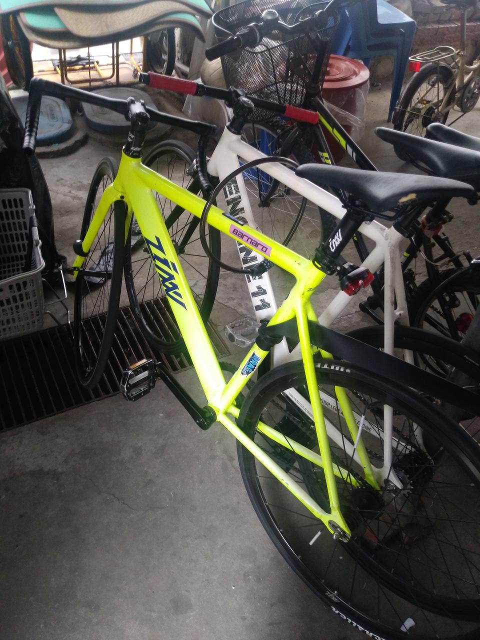 진바이크 팝니다.급쳐