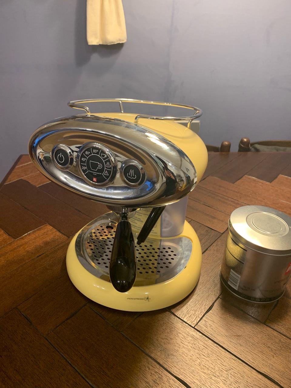 에스프레소 머신입니다! ㅎ