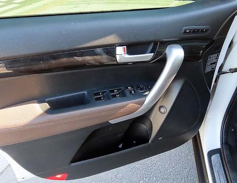 기아 쏘렌토 R 7인승 디젤 2.2 4WD LTD 프리미엄의 사진 17