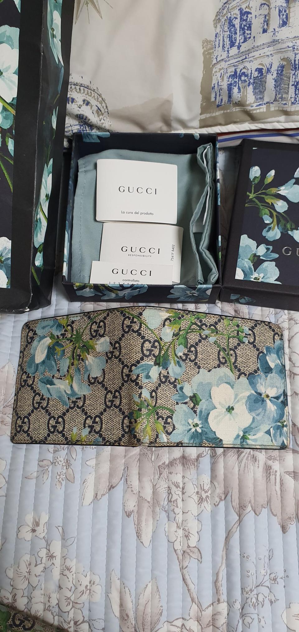 구찌 블룸 플라워 반지갑