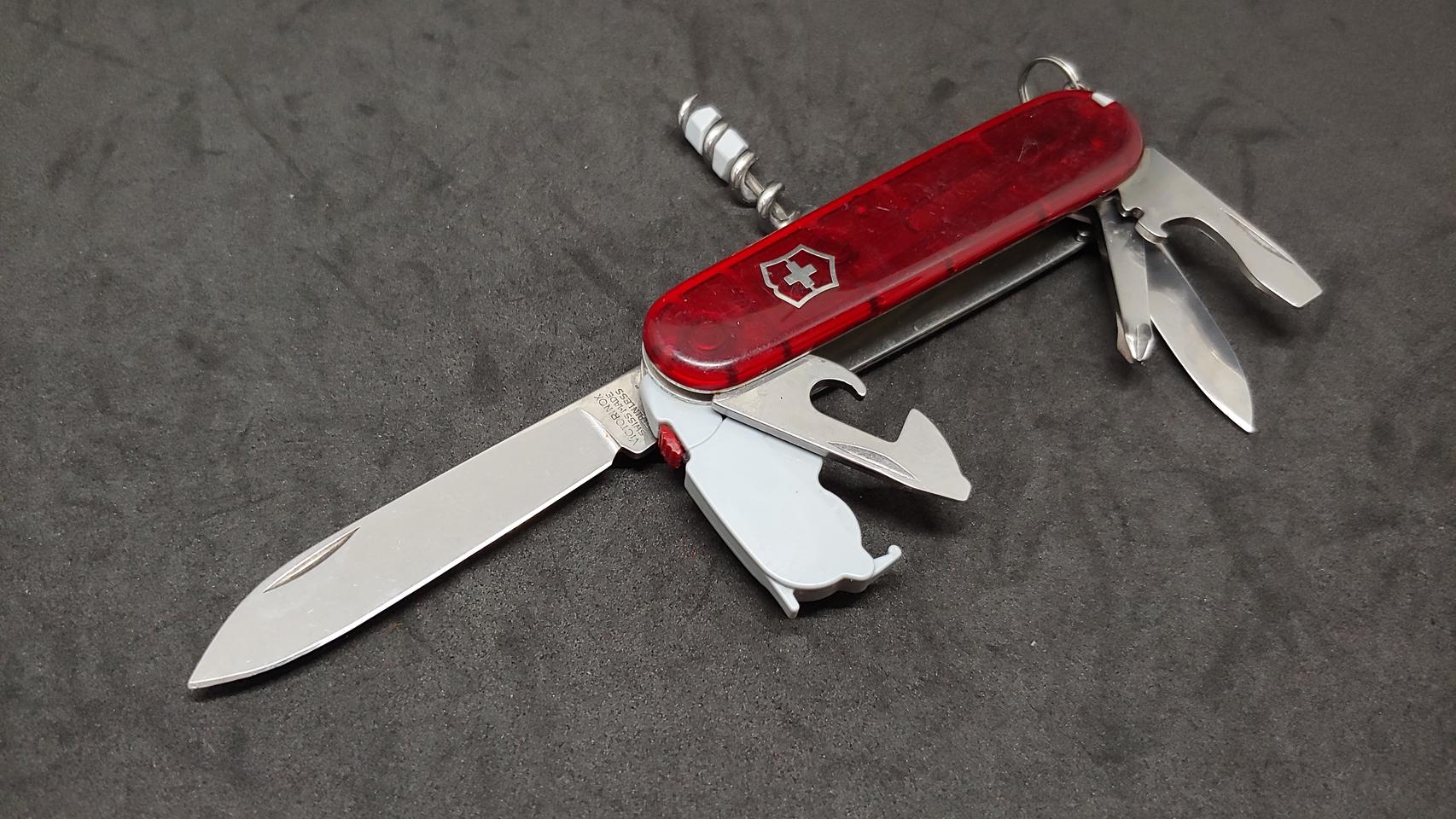 빅토리녹스 스파르탄 라이트 포켓 나이프