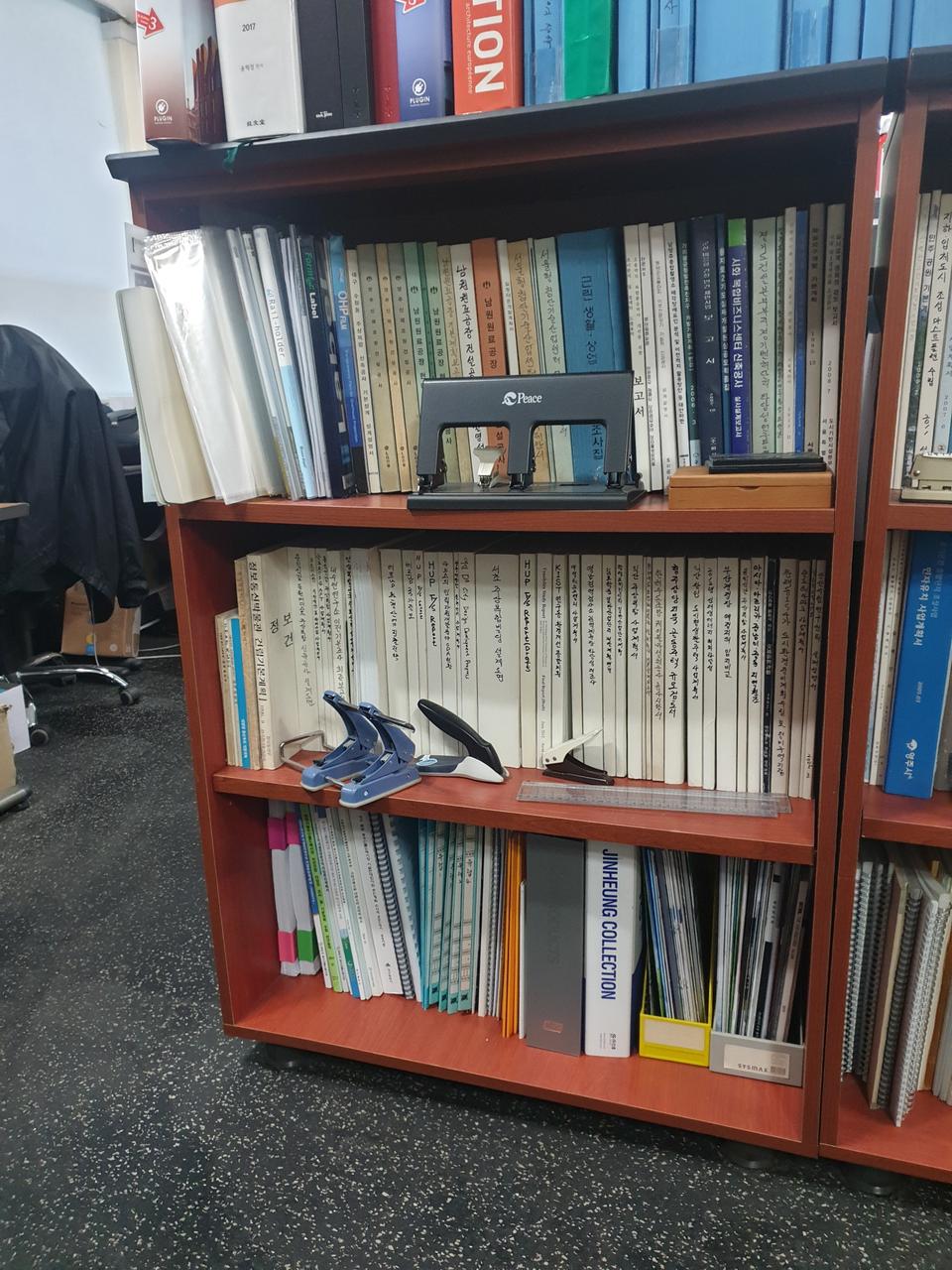 3단 책장 4개, 1자책상 ㅂ개 무료나눔 양평1동