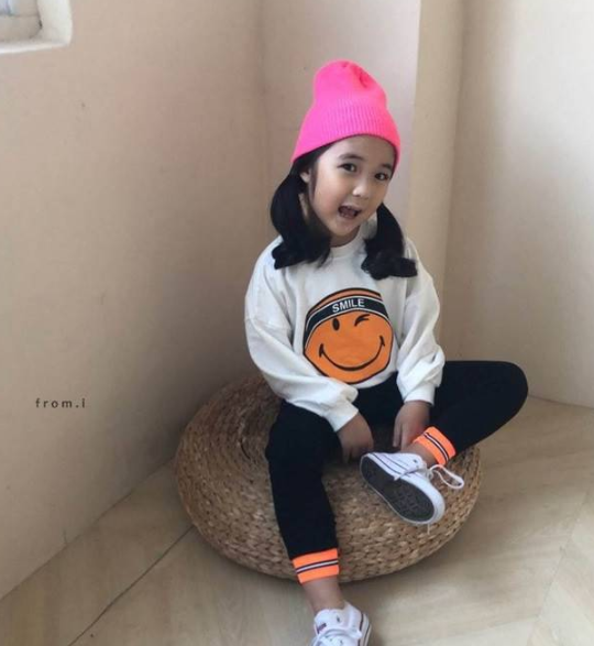 <SIZE S ~ JM> 스마일 맨투맨티 3종