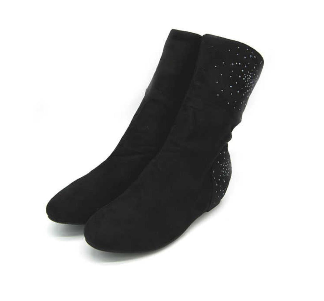 (새상품.가볍고 세상편함) 앵글 부츠 블랙 235