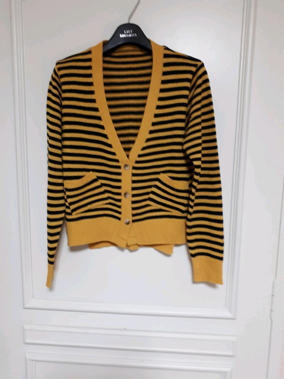 여성 크롭 가디건 55-66, 미사용