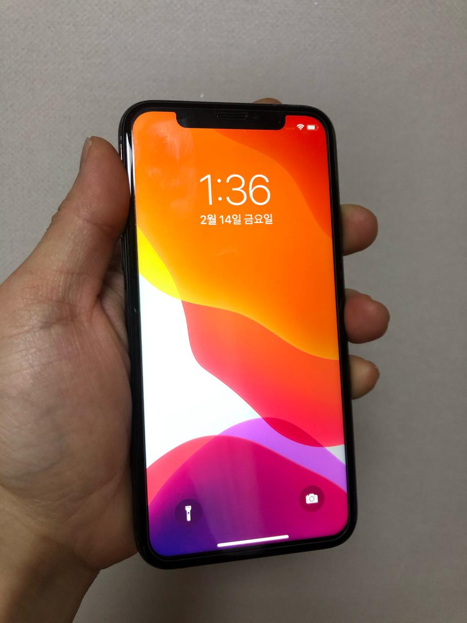 아이폰x 64 스그 팝니다