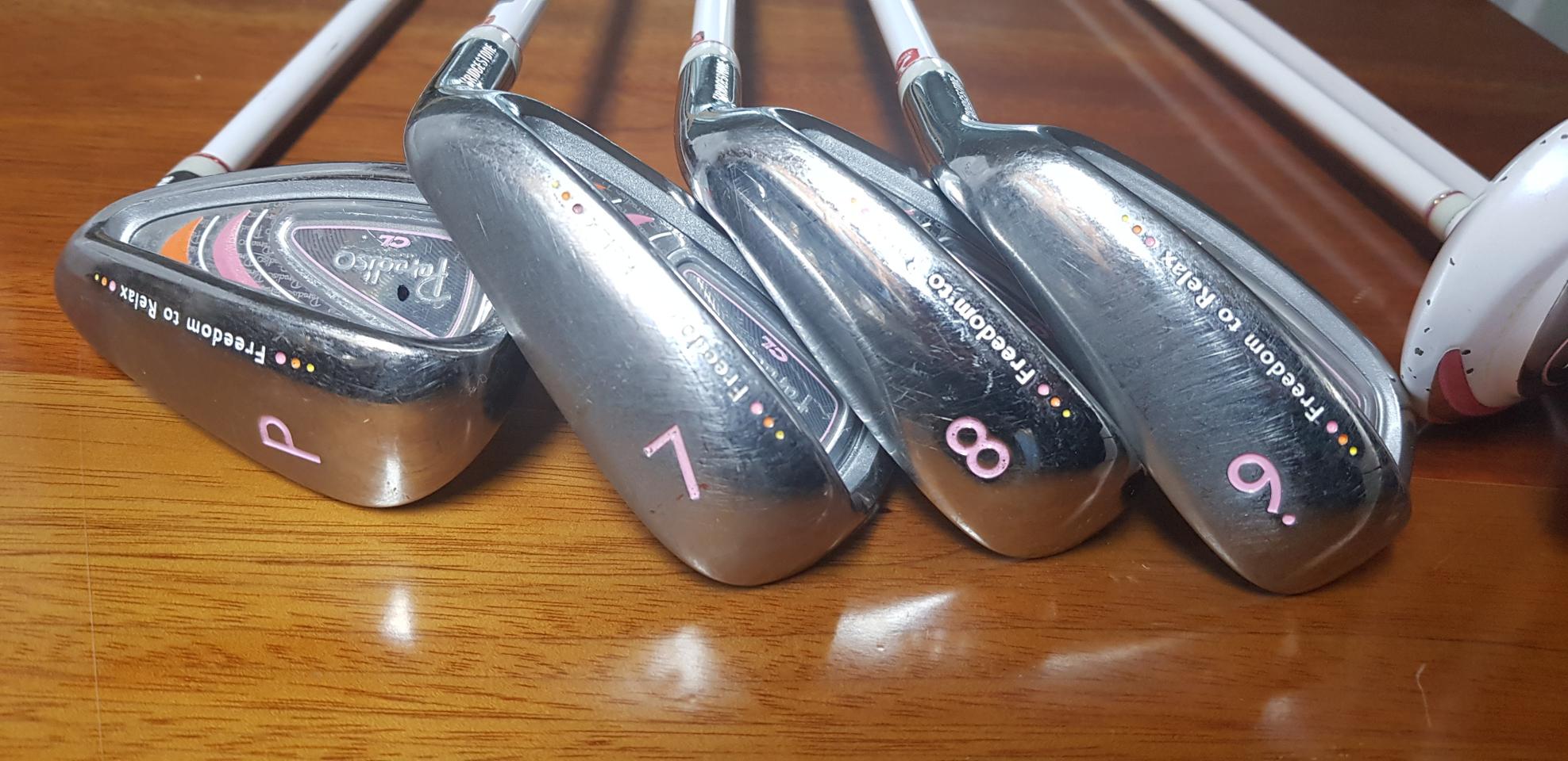 테일러메이드 (여성용) Paradiso 아이언세트