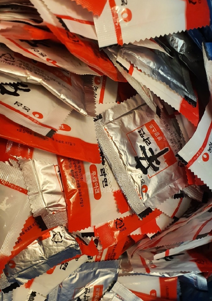 라면스프 (신라면스프) 후레이크+분말 세트당 100원 팝니다