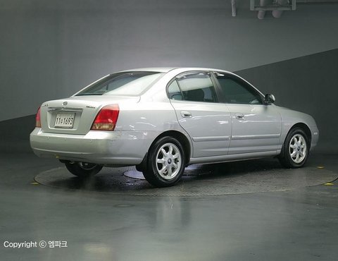 현대 아반떼 XD의 사진 4