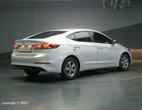 현대 아반떼 AD 1.6 디젤 스마트의 사진 4